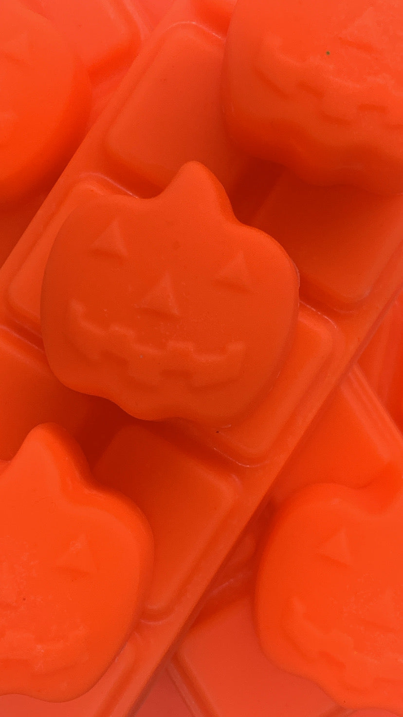 Spooky Pumpkin  Fragranced Wax Melt 50g Snapbar - Halloween